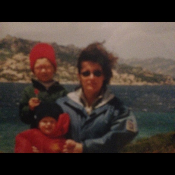 Meet your Posher, Nicole - Picture 1 of 1